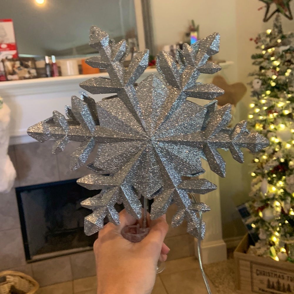 Projector Snowflake Christmas Tree Toppers Lighted, with LED Rotating Snowflakes